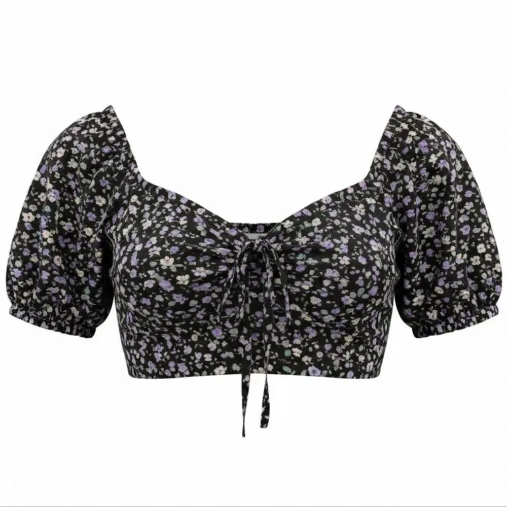 Never Worn.Floral Puff Sleeve Crop Top